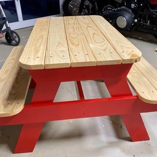 Diy Kids Picnic Table Plans, Kids Picnic Table Diy, Kids Table Diy, Diy Kids Picnic Table, Small Picnic Table, Picnic Table Ideas, Kids Wooden Picnic Table, Kids Picnic Table Plans, Kids Outdoor Table