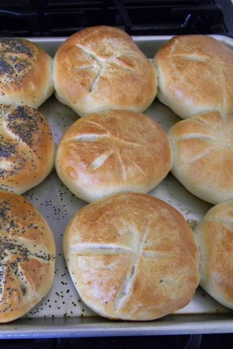 Easy Kaiser Rolls Bread Machine Kaiser Rolls, Kaiser Rolls Recipe, Kaiser Roll, Kaiser Rolls, Yeast Recipes, Savory Bread, Banana Chocolate Chip Muffins, Banana Chocolate, Yeast Bread