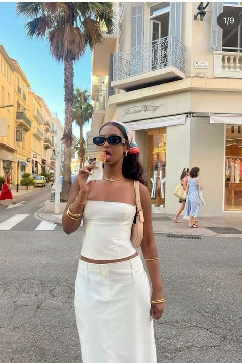 Summer Vacay Outfits, Europe Outfits Summer, Eurotrip Outfits, Italy Summer Outfits, Tourist Outfit, Spain Outfit, European Fashion Summer, Greece Outfit, France Outfits