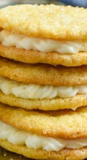 Lemon Sandwich, Cookie Sandwich Recipes, Lemon Drop Cookies, Biscuit Sandwich, Lemon Sugar Cookies, Lemon Dessert Recipes, Cookie Brownie Bars, Cream Sandwich, Lemon Cookies