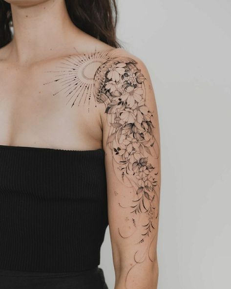 Ocean Tattoo Sleeve, Shoulder Sleeve Tattoo, Stomach Tattoo Designs, Sleeve Tattoo Ideas For Women, Fawn Tattoo, Ocean Sleeve Tattoos, Plumeria Tattoo, 16 Tattoo, Ocean Tattoo