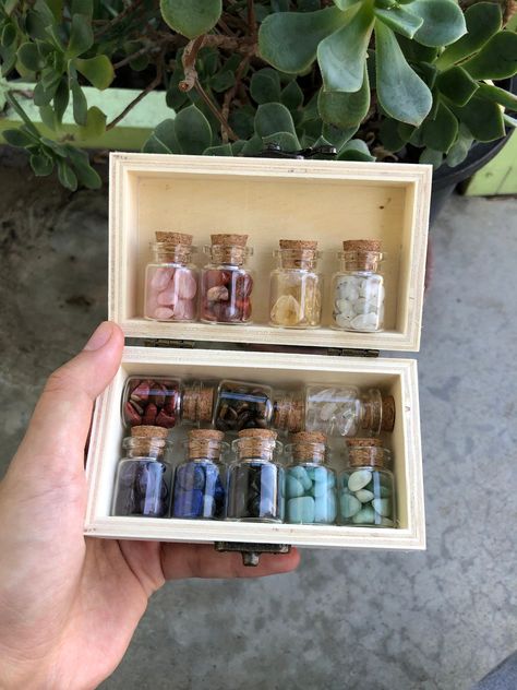 Mini Crystals, Vintage Floral Wall Art, Crafts With Glass Jars, Tumbled Crystals, Jar Display, Tiny Jars, Wood Storage Box, Crystal Chips, Mini Jars