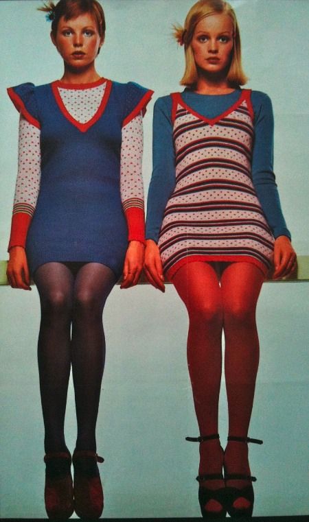 60s 70s mini dress twiggy mod baby doll tights knit stripes blue red vintage fashion style color photo print ad models magazine 70s Mini Dress, 60’s Fashion, Vintage Fashion Style, Harry Clarke, Knit Stripes, 60s 70s Fashion, 60s And 70s Fashion, 70s Inspired Fashion, 70s Outfits