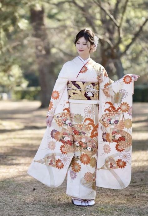 Kimono Aesthetic, Kabuki Costume, Japanese Princess, Monaco Princess, Japanese Costume, Traditional Japanese Kimono, 일본 패션, Kimono Japanese, Long Sleeve Kimono