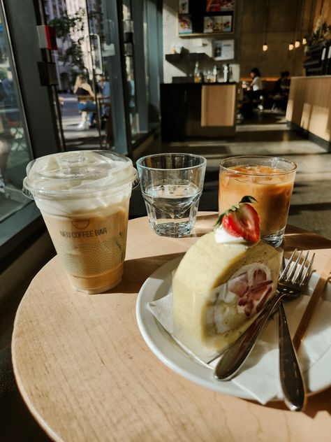 Toronto Coffee Shop #torontocoffee #torontocafe #torontoaesthetic #coffeeaesthetic #japanesecafe #toronto Coffee Shops Aesthetic, Shops Aesthetic, Toronto Cafe, Coffee Shop Aesthetic, Cafe Ideas, Coffee Shops, Toronto Canada, Study Abroad, Coffee Bar