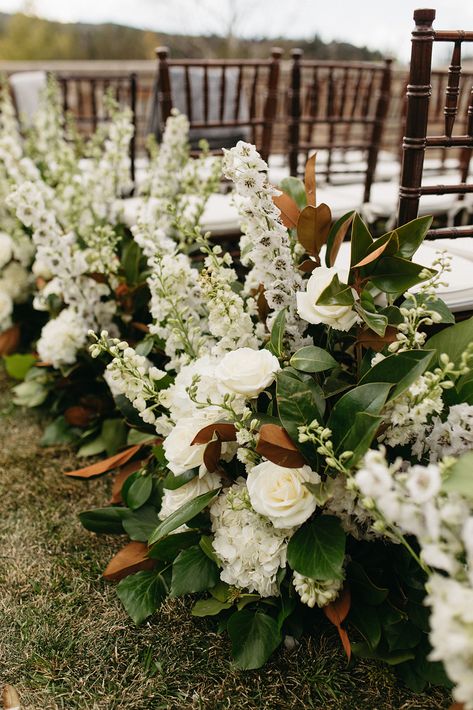 Magnolia And Hydrangea, Monobotanical Centerpiece, Magnolia Wedding Flowers Centerpieces, Magnolia Flower Wedding Decor, Magnolia And Hydrangea Wedding, Magnolia Wedding Arch, Magnolia Wedding Decor, Magnolia Centerpiece Wedding, Magnolia Floral Arrangements