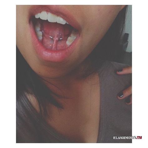 Tongue Web, Piercings Corps, Frenulum Piercing, Tongue Web Piercing, Web Piercing, Piercing Chart, Bellybutton Piercings, Faux Piercing, Cool Ear Piercings