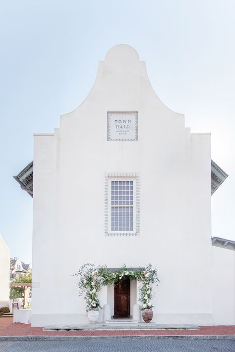 Photo by Leslee Mitchell. Rosemary Beach Town Hall wedding. Floral design by Nouveau. Photo by Leslee Mitchell Rosemary Beach Wedding, Cape Dutch, Seaside Florida, Bank Design, Dutch House, Casas Coloniales, Beach Wedding Decorations, Rosemary Beach, Beach Theme Wedding