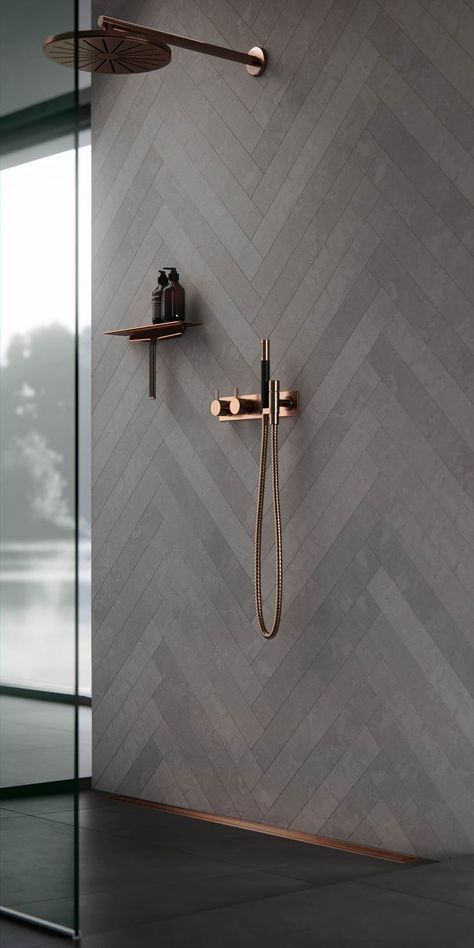 I love the pattern on this wall. Plus the copper color of the shower pairs so well with it. Minimalist Kitchen Cabinets, Douglas House, Dekorere Bad, Copper Interior, Japanese Minimalist, Interior Design Minimalist, Copper Bathroom, Bad Inspiration, Throne Room