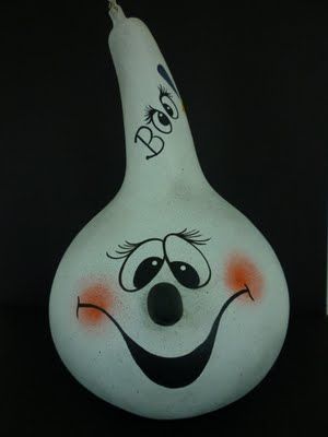 Halloween gourd painted - need to do since I have some gourds to paint! Gourds Painted, Fall Gourds, Halloween Gourds, Gourd Crafts, Image Halloween, Gourds Birdhouse, Decorative Gourds, Hand Painted Gourds, Zucca Halloween