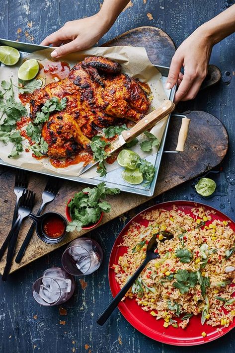 Piri Piri chicken or Peri Peri chicken is the common name for Portuguese chicken in Portugal. Here's how to make it at home. Chicken Piri Piri, Chicken With Fried Rice, Recipes With Rice, Portuguese Chicken, Piri Piri Chicken, Peri Chicken, Baked Chicken Drumsticks, Peri Peri Chicken, Soy Chicken