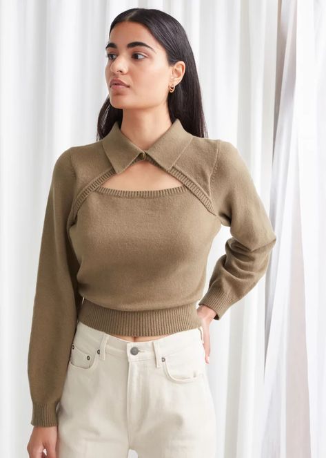 Knitted Cut-Out Collar Top Flare Leg Jeans, Mode Inspo, Collar Top, 가을 패션, Fashion Story, Knit Fashion, Mode Inspiration, Corsets, Fashion Inspo Outfits