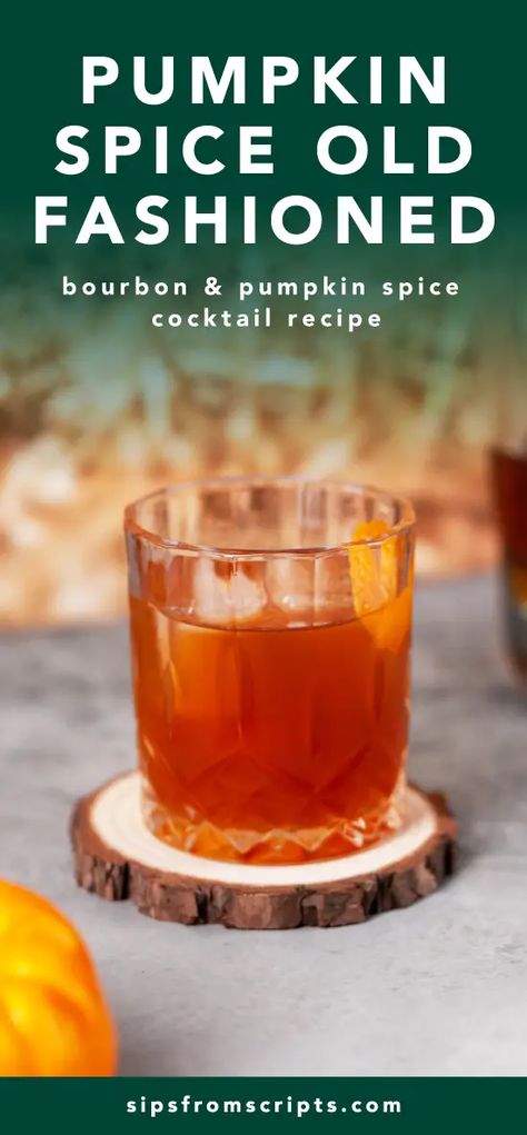 Pumpkin Spice Old Fashioned Cocktail, Cocktails Old Fashioned, Spicy Old Fashioned Cocktail, Pumpkin Spice Old Fashioned, Pumpkin Old Fashioned Cocktail, Pumpkin Spice Cocktail Recipes, Fall Old Fashioned Cocktail, Fall Old Fashioned, Pumpkin Old Fashioned