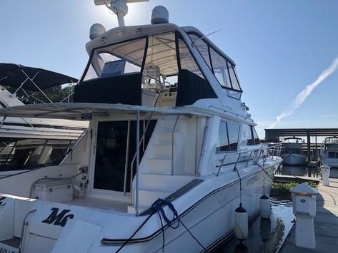 Used 1997 Sea Ray 550 Sedan Bridge, 95219 Stockton - Boat Trader Ranger Tugs, Built In Coffee Maker, Sea Ray Boat, Stair Well, Buy A Boat, Used Boat For Sale, Interior Remodel, Used Boats, Fresh Water Tank