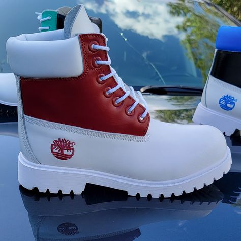 Brand New Boots With Tags Customized Burgundy Timberlands, Custom Timberland Boots, Baskets Jordans, Angelus Paint, Finger Shoes, Timberland Boots Mens, Timberland Boots Outfit, Shoe Designs, Adidas Crazy