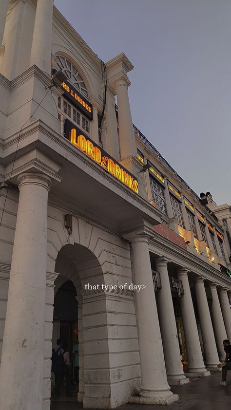 Connaught Place Aesthetic, Delhi Connaught Place, Place Aesthetic, Connaught Place, Aesthetic Pics, Aesthetic Pictures