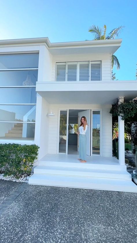 60 seconds to see the whole home! 🏃‍♀️ For those of you that didn't have time to watch the full House Tour video, this one's for you 😜 #threebirdshousetours #renoschoolstudent #waterfrontwhitehouse #coastalhome #whitehouse #housetour #hometour #homeinspo #home 🏠 @wanderlustmusehome | Three Birds Renovations | Three Birds Renovations · Original audio Provincial Home, Big Pools, Three Birds Renovations, Interior Design Videos, Luxury Houses Mansions, Victorian Townhouse, White Bar Stools, Three Birds, House Architecture Design