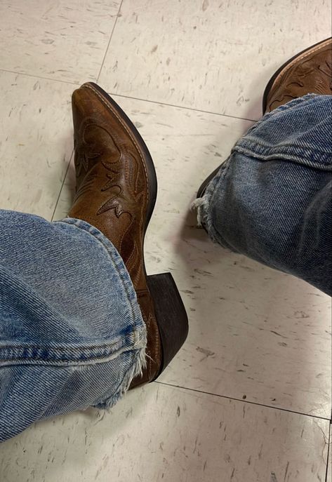 Men In Cowboy Boots, Cowboy Boots Outfit Mens, Rhett Eaton, Cowboy Boots Men, Cowboy Boots Outfit, Chestnut Springs, Elsie Silver, Looks Kylie Jenner, Boots Outfit Men