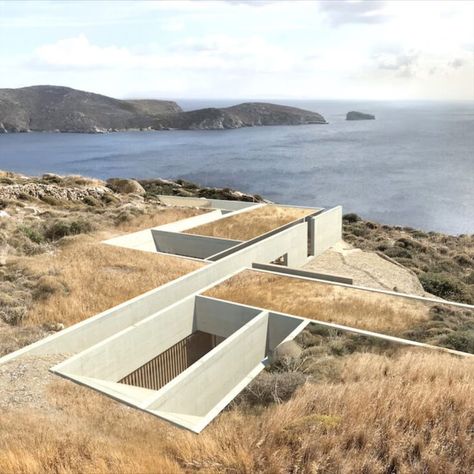 The project is situated on a slope in the southern part of the island of Serifos. Striking rock formations, low vegetation and unobstructed views to the sea characterise this amphitheatrical plot

#architecture #architect #amazingarchitecture #design #interiordesign #interiordesigner #decor #homedecor #home #house #luxury #diy #travel #amazing #photography #realestate #casa #arquitecto #arquitectura #decoration #greece #pool #greekisland #bathroom #kitchen #bedroom #livingroom Greece Pool, Slope House, Cliff House, Underground Homes, Architecture Design Concept, Island House, Brutalist Architecture, House On The Rock, Structure Architecture