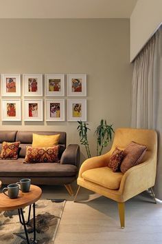 Mix Sofas Living Rooms, Living Room Frames Wall Ideas, Drawing Room Ideas, Indian Living Room, Drawing Room Decor, Colourful Living Room Decor, Interior Design Minimalist, Drawing Room Interior, Indian Home Interior