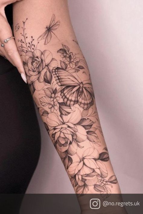 Butterfly Sleeve Tattoo, Natur Tattoo Arm, Feminine Shoulder Tattoos, Half Sleeve Tattoos Forearm, Arm Sleeve Tattoos For Women, Animal Sleeve Tattoo, Nature Tattoo Sleeve, Tattoos To Cover Scars, Feminine Tattoo Sleeves