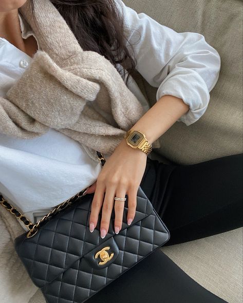 Chanel bag, white button down, neutral outfit, beige sweater, black Chanel bag, Chanel Lambskin Classic Flap Chanel, Button Down Oversized Shirt, Oversized White Shirt, Chanel Outfit, Neutral Outfit, Shirt Sweater, My Bag, Classic Flap, Black And Gold