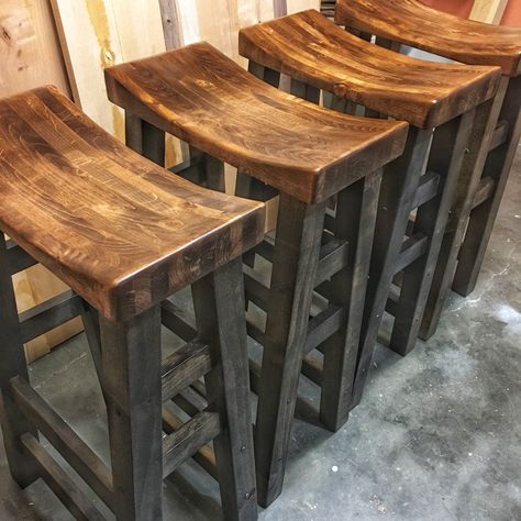 "29\" stools made of solid Alder wood and finished with two different stains to provide great contrast. These stools can be finished to be outdoor stools, or indoor stools. Every part of the stool making process in done by hand in my small wood shop in Colorado. These are some of the best bar stools you'll find. Contact me if you need to adjust the chair seat height, or want different stains to be used. Currently, the seat is stained Special Walnut, and the legs are stained Ebony. Priced PER sto Rustic Bar Stools Wood, Cabin Bar Stools, Bar Stools Ideas, Barstool Ideas, Rustic Bar Stool, Outdoor Wood Bar, Western Bar Stools, Gym Cafe, Bar Stools Wood