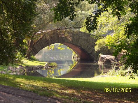 Gapstow Bridge - Central Park Fine Art Landscape Photography, Landscape Photography Nature, Spring Prints, Pretty Landscapes, Landscape Art Painting, Watercolor Landscape Paintings, Landscape Pictures, Environment Design, Nature Photographs