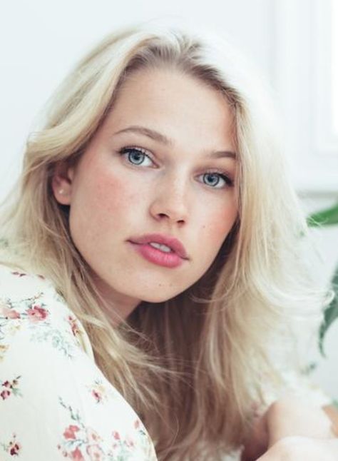 Thea Sofie Loch Ness, Brunette Blue Eyes, The Last Kingdom, Female Character Inspiration, Loch Ness, Actors Images, European Women, Blonde Color, Blonde Beauty