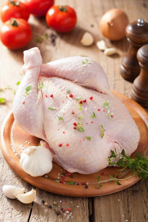 The best part of butchering a whole chicken? Making a delicious homemade chicken stock. Learn how here. Fresh Chicken Meat, Turkey Photoshoot, Meat Food Styling, Meat Photography, Defrost Chicken, Benefits Of Chicken, Poultry Farming, Meat Delivery, Frozen Turkey