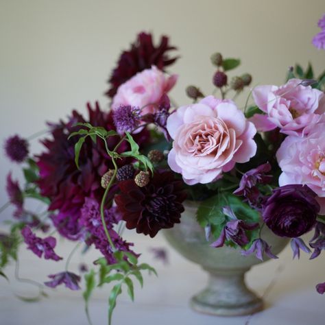 Experimenting with Roses with Flirty Fleurs Purple Wedding Flowers Centerpieces, Short Centerpieces, Purple Flower Arrangements, Purple Wedding Centerpieces, Floral Design Classes, Purple Bouquets, Purple Bridal Bouquet, Wedding Reception Flowers, Purple Bouquet