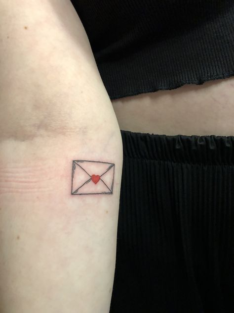 Love Letter Tattoo, Envelope Tattoo, Matching Love Tattoos, Red Heart Tattoos, Bff Tattoos, Red Tattoos, Traditional Tattoo Art, Tattoo Meaning, Dainty Tattoos