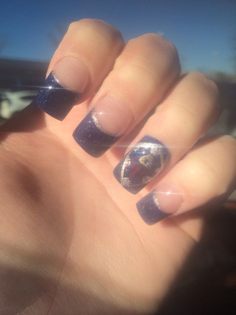 Zelda nail art :) Legend Of Zelda Nails, Zelda Nail Art, Zelda Nails, Movie Nails, Awesome Nails, Beauty Ideas, Nail Tech, Legend Of Zelda, Fake Nails