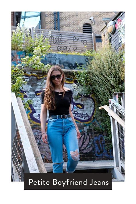 Petite boyfriend jeans are a comfortable, casual style that anyone can wear. Shop the stores here, all of which offer boyfriend jeans for petites. Petite Boyfriend Jeans, Baggy Style, Boyfriend Style, Petite Jeans, Petite Women, Fashion Website, Petite Outfits, Jeans Boyfriend, Petite Fashion