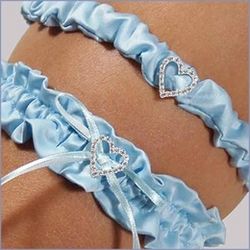 something blue Bridal Garter Blue, Vintage Wedding Accessories, Wedding Garter Blue, Blue Garter, Aqua Wedding, Bridal Garters Set, Cinderella Wedding, Something Blue Wedding, Wedding Garter Set