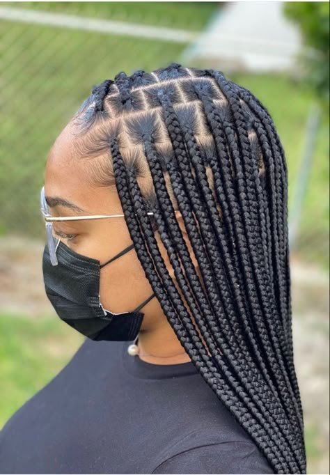 Knotless On Natural Hair, Black Hair Bun, Short Box Braids Hairstyles, Best Hairstyles For Women, Big Box Braids Hairstyles, Quick Natural Hair Styles, African Hair Braiding Styles, Box Braids Hairstyles For Black Women, Braided Cornrow Hairstyles