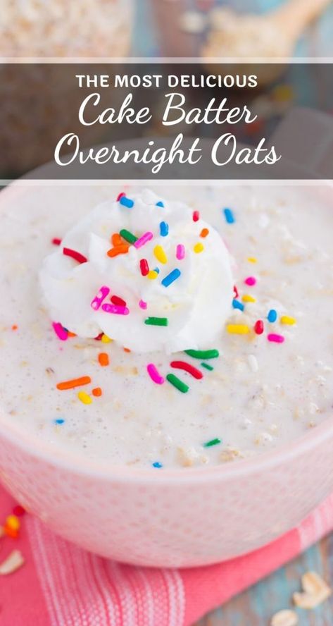 Cake Batter Overnight Oats, Overnight Oats Healthy Clean Eating, Cake Overnight Oats, Oats With Yogurt, Overnight Oats In A Jar, Overnight Oats With Yogurt, Oats Overnight, Oat Recipes Healthy, Overnight Oats Recipe Healthy