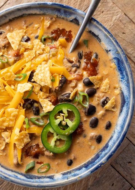 Creamy Taco Soup Creamy Taco Soup, College Recipes, Easy Soup Recipe, Burger Recipes Beef, Soup Creamy, Keto Burger, Baked Bbq Chicken, Taco Soup Recipe, Chowder Soup