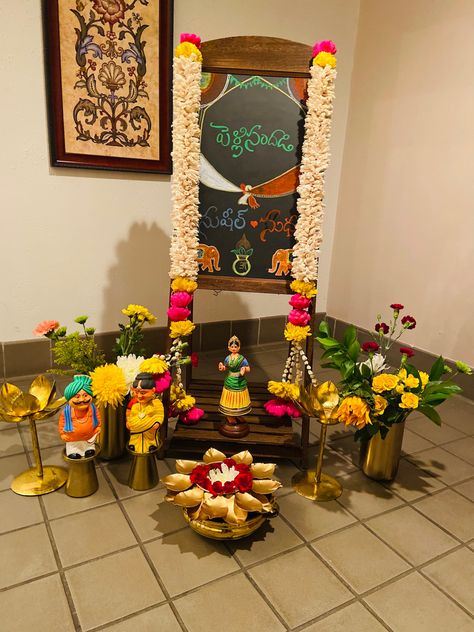 Sreemantham Backdrop, Housewarming Decorations Indian In Usa, Door Flower Decoration, House Warming Decor, Counter Top Decor, Housewarming Ideas, Simple Stage Decorations, Home Flower Decor, Mehendi Decor