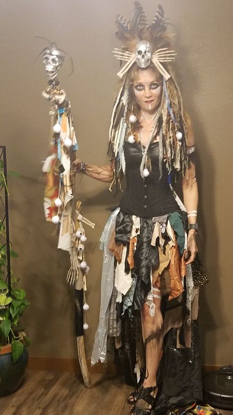 My year 1 Voodoo Priestess costume!!! Voodoo Swamp Witch Costume, Epic Witch Costume, Bayou Witch Costume, Swamp Voodoo Halloween Decorations, Shaman Costume Woman, Female Voodoo Priestess, Voodoo King And Queen Costume, Viking Priestess Costume, Womens Witch Doctor Costume