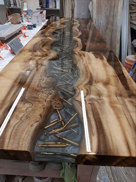 Seni Resin, Diy Resin Table, Resin And Wood Diy, Wood Resin Table, Epoxy Wood Table, Wood Table Design, Epoxy Resin Table, Resin Furniture, Epoxy Resin Wood