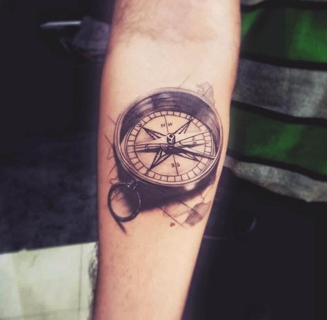 Compass, Travel, Realism, Negative Spacing, Shading, Tattoo Realism Compass Tattoo, Realistic Compass Tattoo Design, Pocket Compass Tattoo, Realistic Compass Tattoo, Compass Thigh Tattoo, Compass Tattoo Men, Shading Tattoo, Compass Drawing, Compass Tattoo Design