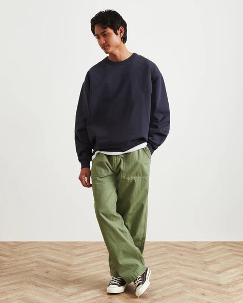 Olive Green Linen Pants Outfit, Green Linen Pants Outfit, Linen Pants Outfit Men, Blue Linen Pants Outfit, Army Green Pants Outfit, Green Shoes Outfit, Olive Pants Outfit, Olive Green Pants Outfit, Wide Pants Outfit