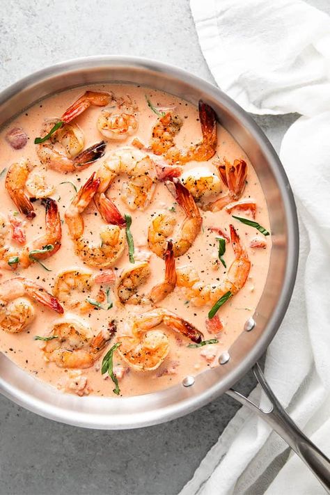 Tomato Basil Cream Sauce, Clean Eating Fish, Easy Seafood Dinner, Basil Cream Sauce, Tilapia Fish Recipes, Flavorful Shrimp, Tinned Fish, Fish Recipes Baked, Easy Seafood