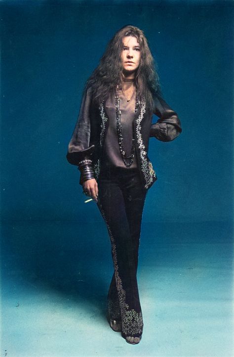 70s Singers, Female Rock Stars, Women Of Rock, Musica Rock, Janis Joplin, 1970s Fashion, Female Singers, Fan Club, 70s Fashion