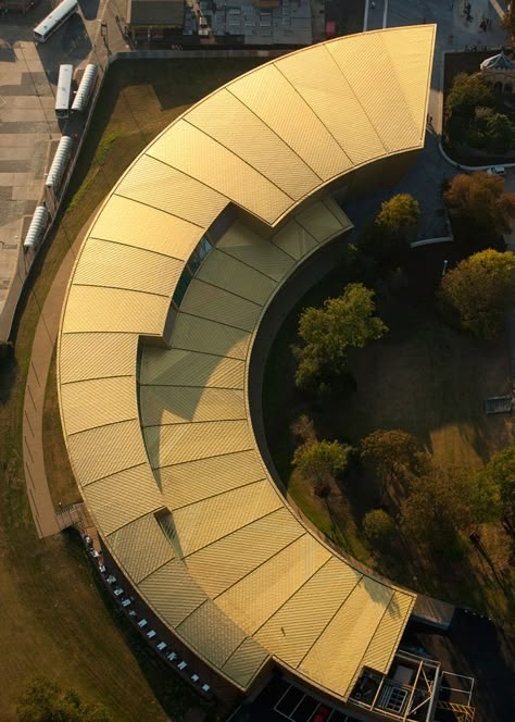 Rafael Vinoly, Circular Buildings, Victorian Gardens, Roof Shapes, Art Centre, Building Roof, Architecture Art Design, American Architecture, Landscape Architecture Design