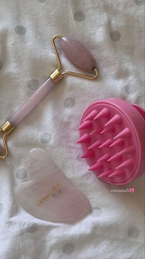 Pink Hair Brush, Parfum Victoria's Secret, Brush And Comb, Hair Care Tools, Shampoo Brush, Face Roller, Pretty Skin Care, Facial Roller, Unwanted Hair Removal