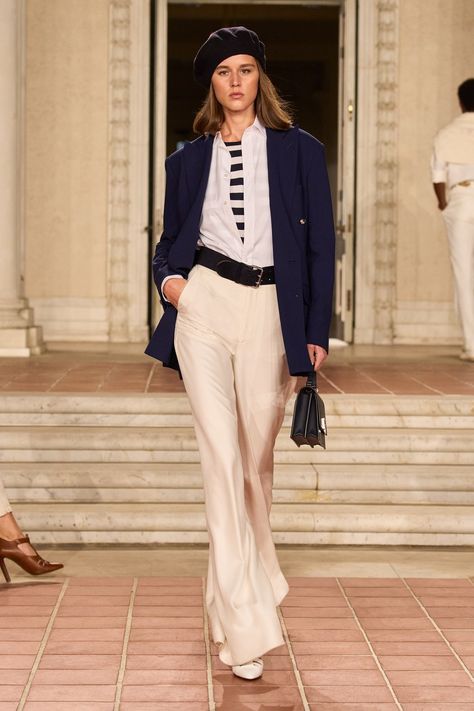 Ralph Lauren Spring 2023 Ready-to-Wear Collection | Vogue Ralph Lauren Fashion Show, Ralph Lauren Summer, Ralph Lauren Looks, Ralph Lauren Style, Ralph Lauren Collection, Ralph Lauren Outfits, Spring 2023, Vogue Fashion, Spring Looks