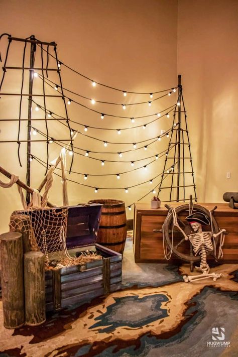 Pirate - Event Planning in Jacksonville and Daytona Beach FL Pirate Playroom, Pirate Photo Booth, Pirate Decorations, Pirate Halloween Decorations, Pirate Halloween Party, Pirate Props, Pirate Party Decorations, Pirate Photo, Pirate Room