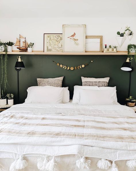 Want to go green? Bring the color into your bedroom with these gorgeous paint and decor ideas. Read on to see our favorites. Green Bedroom Design, Romantic Bedroom Decor, Romantic Bedroom, Spare Bedroom, Bedroom Green, Apartment Ideas, New Room, Guest Bedroom, Wall Decor Bedroom